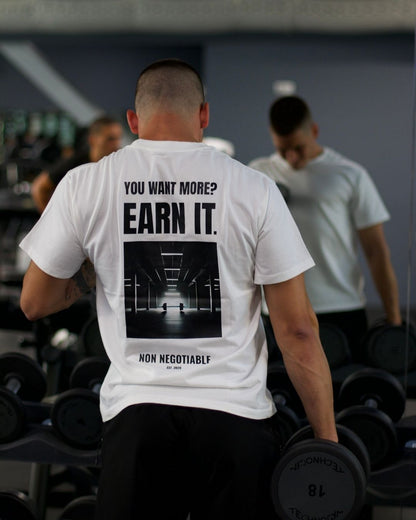 Camiseta "EARN IT"